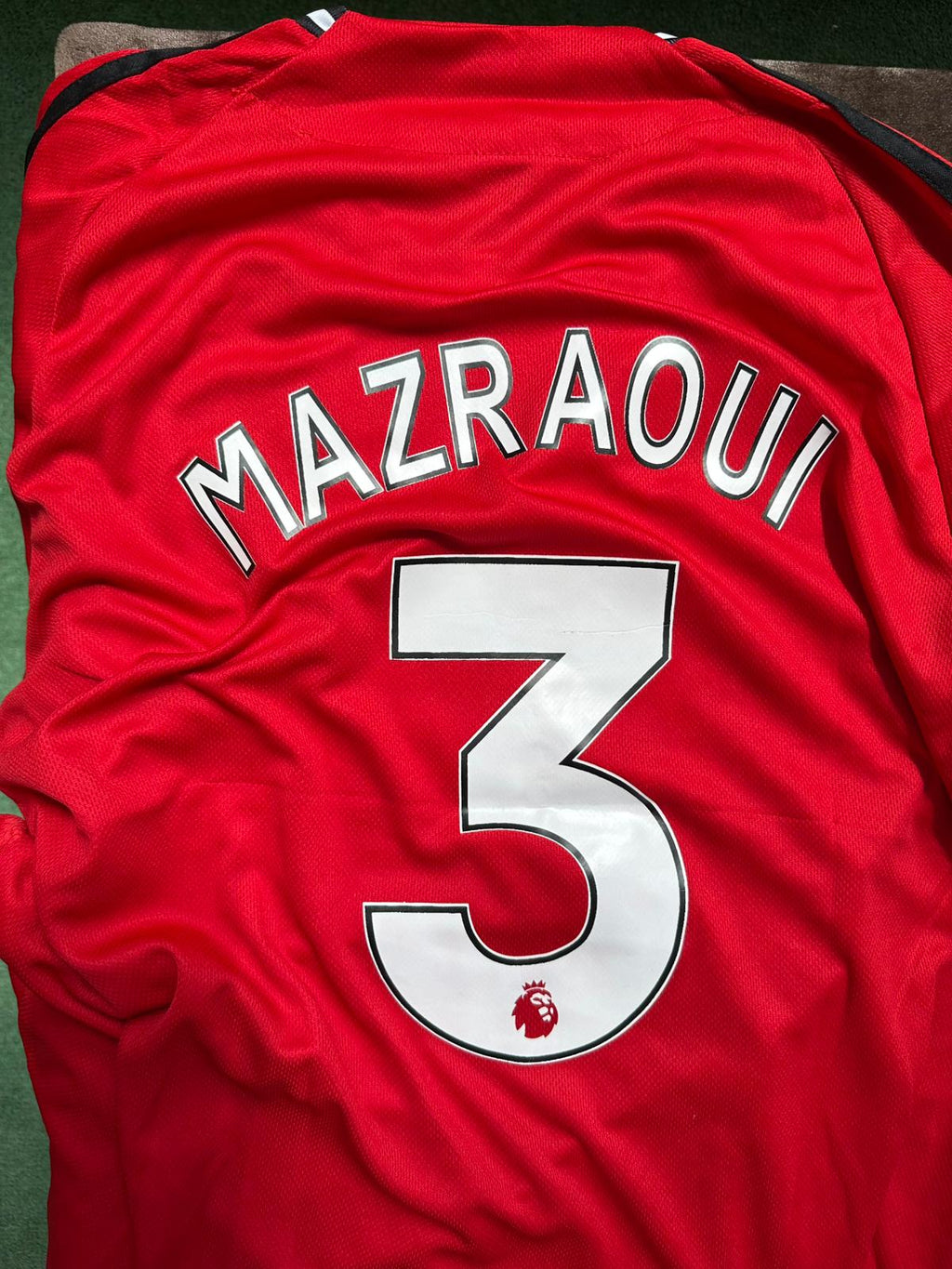 mazraoui Man United  2025/2026